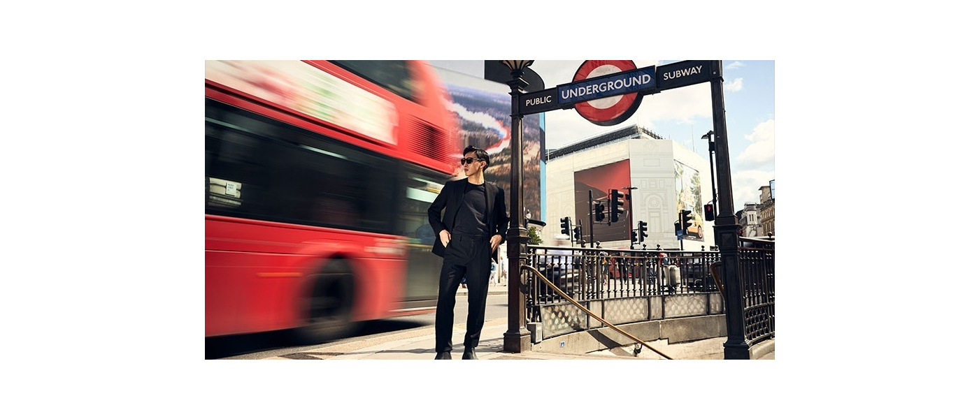 Fashion Photography: learn how to use the slow shutter technique